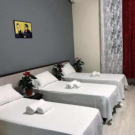Hotel Paris Milano Dış mekan fotoğraf
